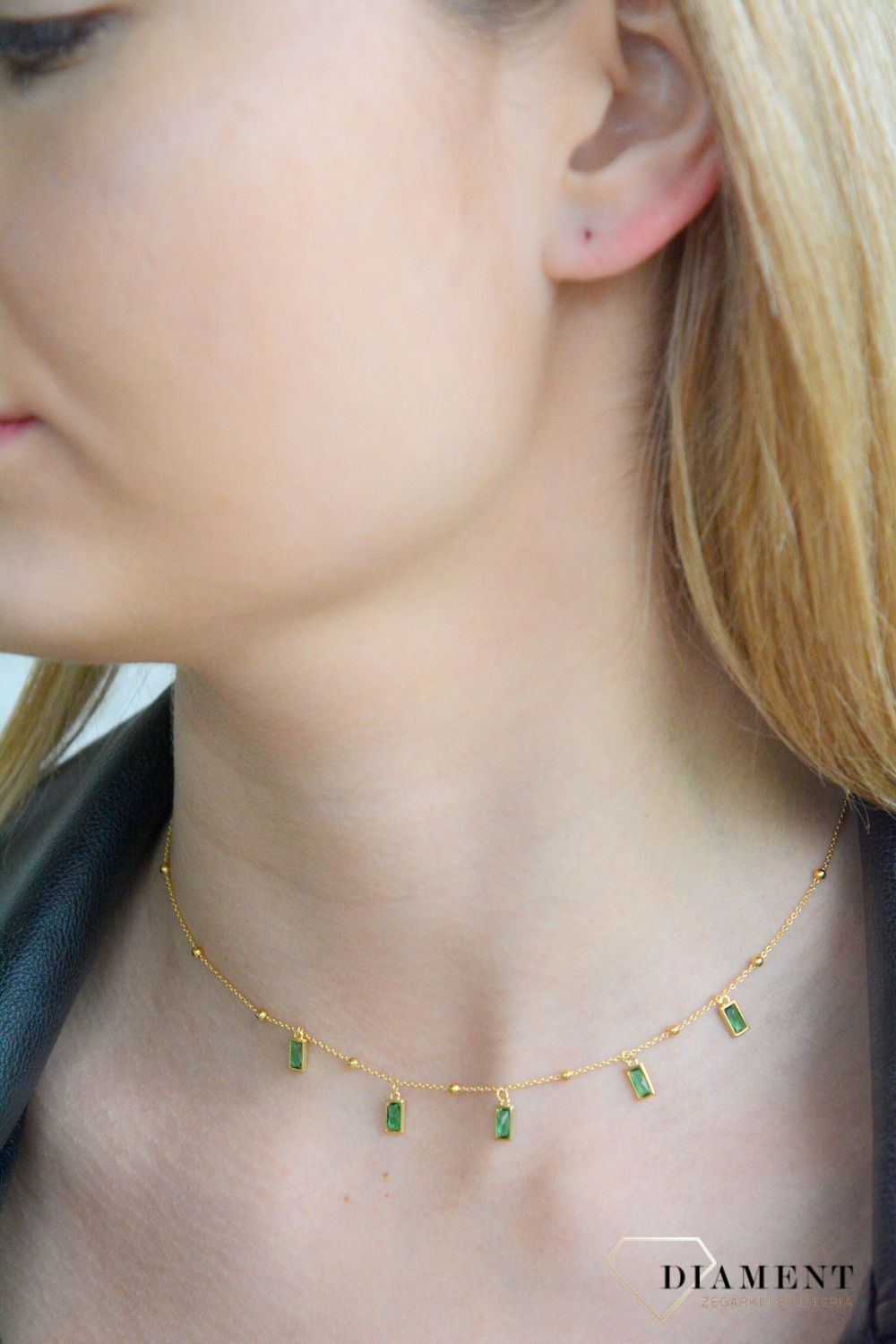 Srebrny naszyjnik damski celebrytka pozłacana z zielonymi cyrkoniami 0758741300 (1).jpg