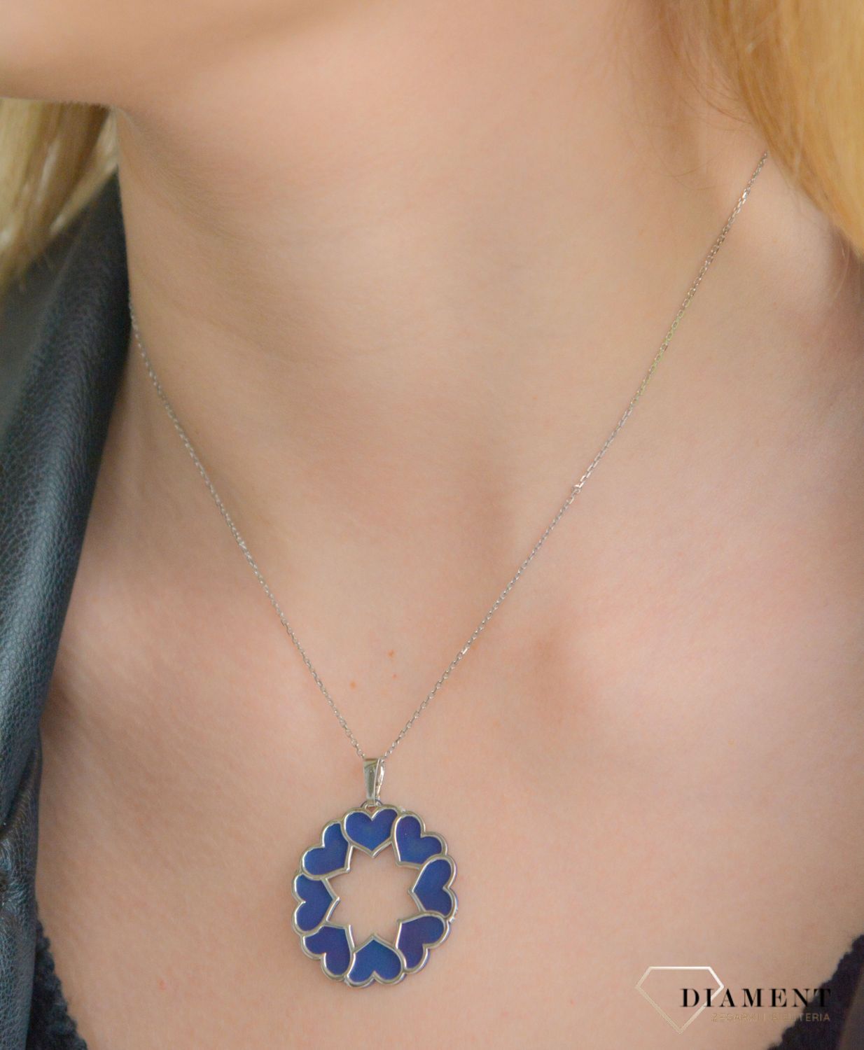 Srebrna zawieszka damska 925 serduszka z tytanem 0767064400. Srebrna zawieszka damska. Srebrna zawieszka z tytanu. Zawieszka serca z tytanu. Srebrna zawieszka z tytanem na prezent..jpg