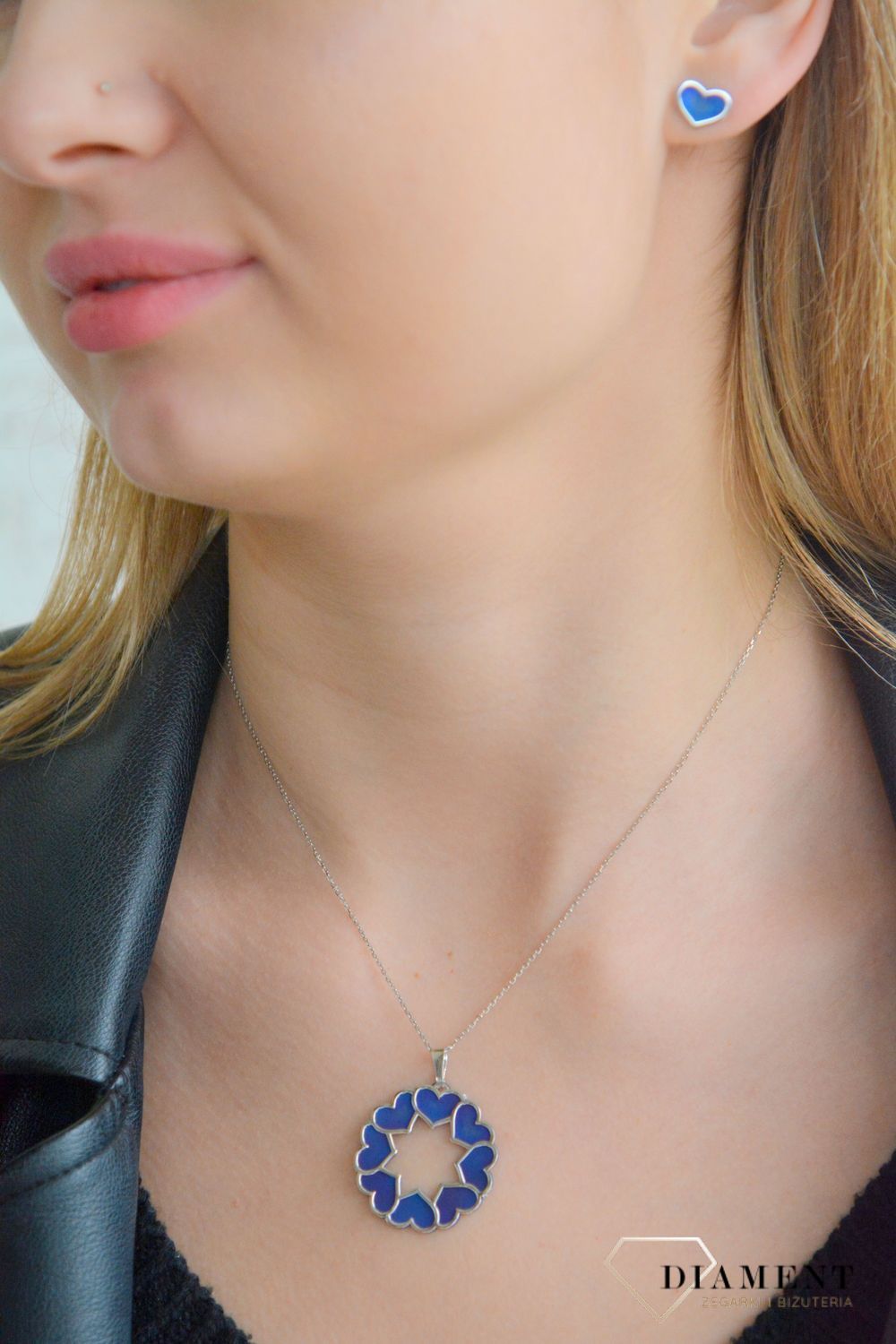 Srebrna zawieszka damska 925 serduszka z tytanem 0767064400. Srebrna zawieszka damska. Srebrna zawieszka z tytanu. Zawieszka serca z tytanu. Srebrna zawieszka z tytanem na prezent..jpg