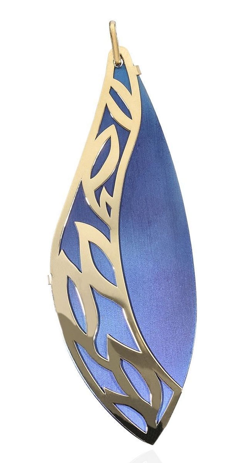 ZAWIESZKA SREBRNA POZŁACANA Z TYTANEM ARIA 0768050800.jpg