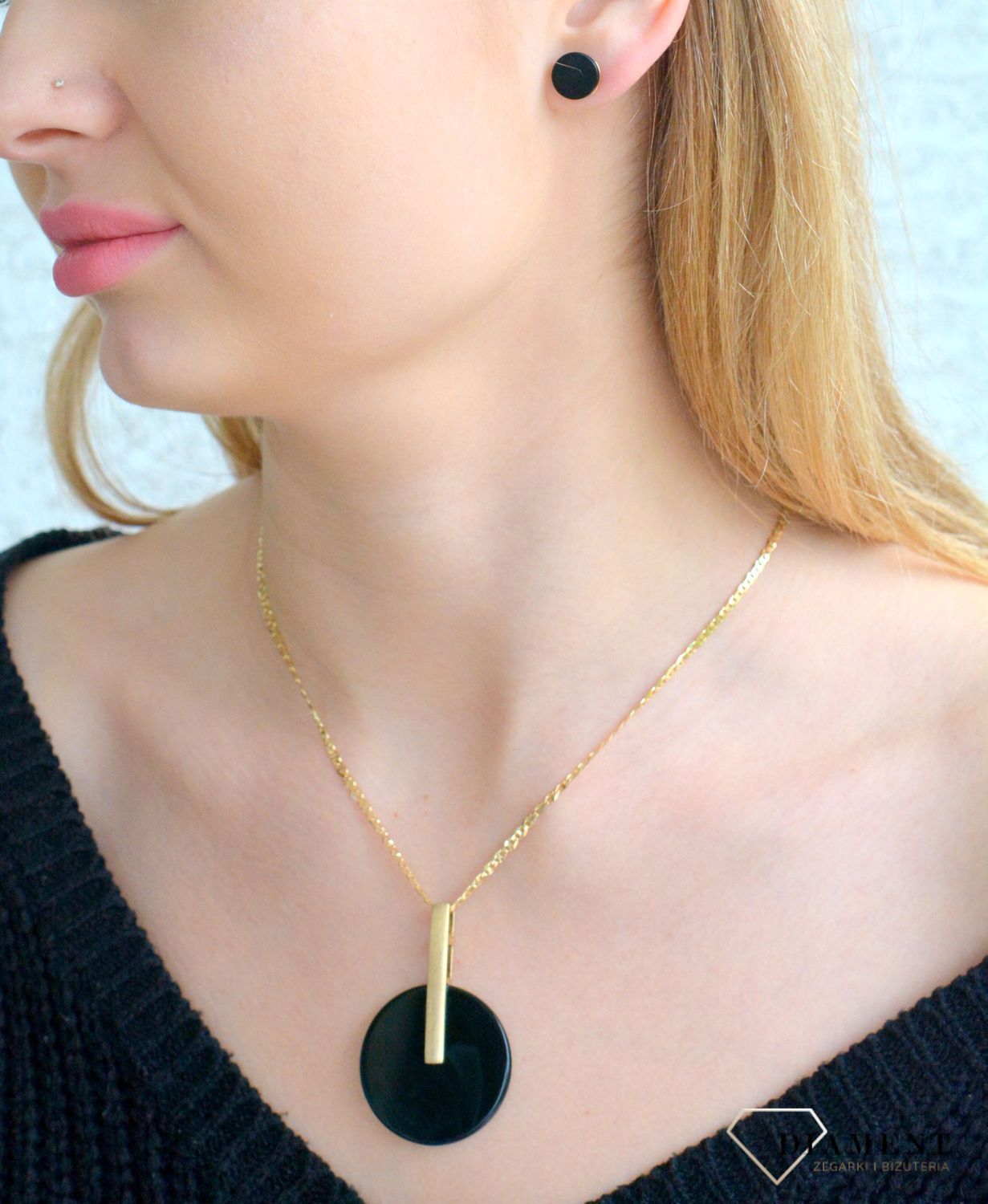 Srebrna zawieszka damska 925 okrągły onyks 0768122643.jpg