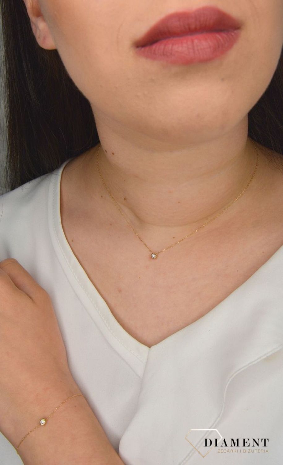 Złoty naszyjnik celebrytka 585 z diamencikiem 0800030122. Minimalistyczny, złoty naszyjnik wykonany z próby 585.jpg