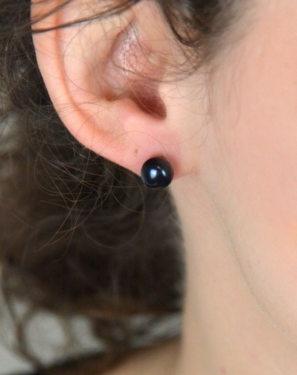 Srebrne kolczyki damskie Perła naturalna 9 mm 0817960008. Srebrne kolczyki damskie 925 wkrętki z perełką naturalną. Kolczyki wkrętki wykonane ze srebra próby 925. 1.jpg