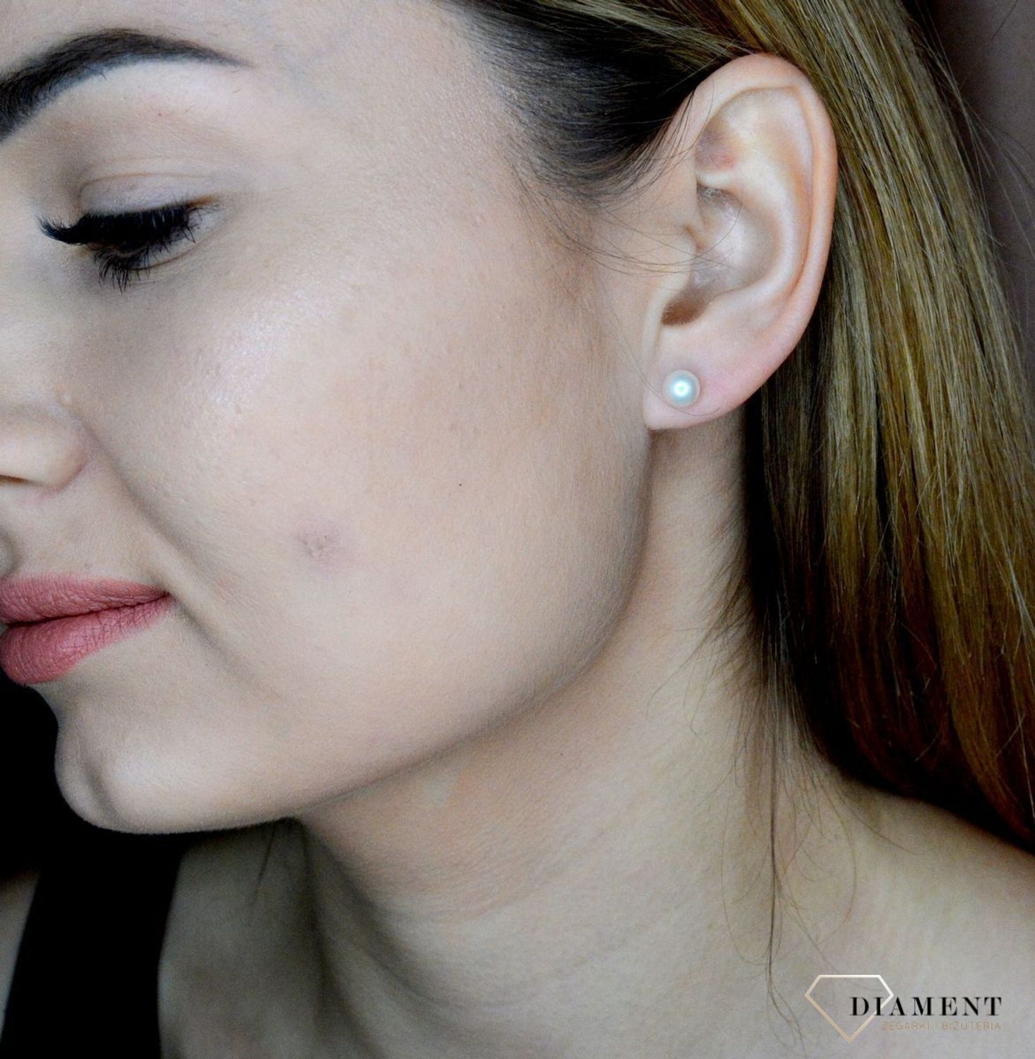 Srebrne kolczyki damskie 925 wkrętki z perłą naturalną 0917160001. Srebrne kolczyki damskie idealne na prezent dla kobiety. Srebrne kolczyki wkrętki. Srebrne kolczyki z perłą. Srebrne kolczyki z mleczną perłą..jpg