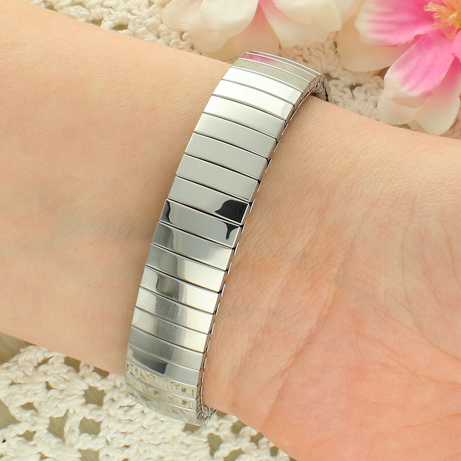 Zegarek damski Timemaster 092-27 – srebrna rozciągana bransoleta, biała tarcza 30 mm, klasyczny model.jpg