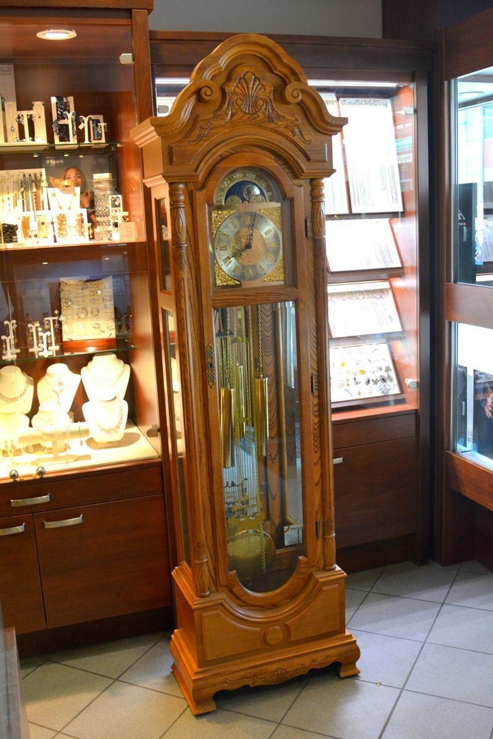 Zegar stojący wahadłowy marki Adler 10017D ✓ Zegar mechaniczny stojący Adler ✓  Zegary mechaniczne stojące ✓  Zegary drewniane podłogowe. Duże zegary drewniane do salonu.  (2).JPG