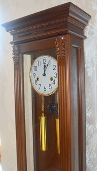 Zegar wiszący mechaniczny Adler 11000W – elegancki zegar z kurantem 31-dniowym (8).JPG