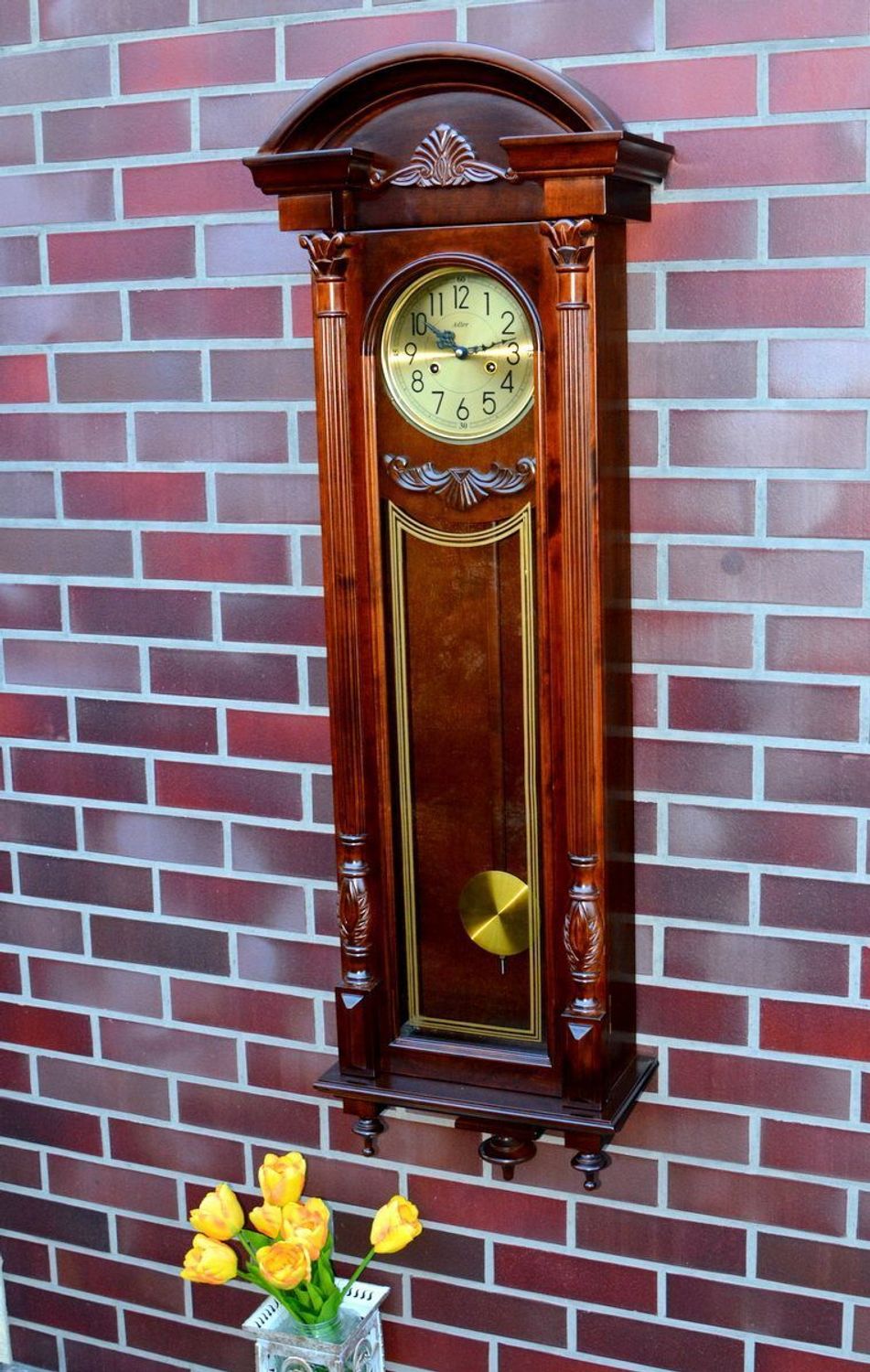 Duży zegar wiszący mechaniczny Adler 11022W Drewno orzech. Zegar mechaniczny. 31 dniowy mechanizm, skrzynka drewniana, bije pełne godziny i w pół do godziny.  (6).JPG