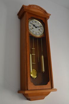 Zegar wiszący mechaniczny Adler 11076D – klasyczna elegancja w jasnym dębie (1).JPG