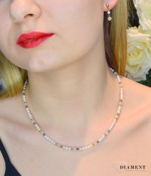 Naszyjnik damski Swarovski Coeur De Lion perła, kwarc różowy 1109101920. Biżuteria idealna zarówno na eleganckie, jak i niezobowiązujące okazje, ten naszyjnik wykonany jest z połyskujących kryształów Swarovsk (3).JPG