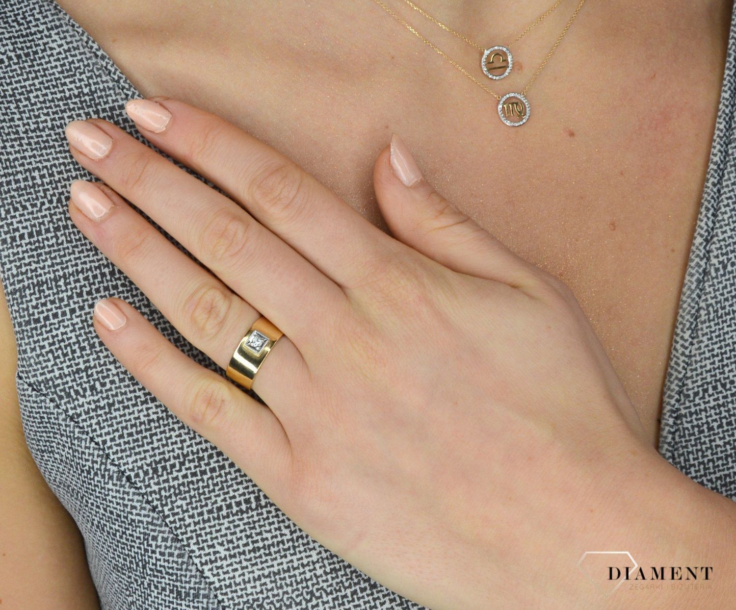 Złoty pierścionek 585 z diamentem 0,08 ct – szeroka obrączka, rozmiar 13.jpg