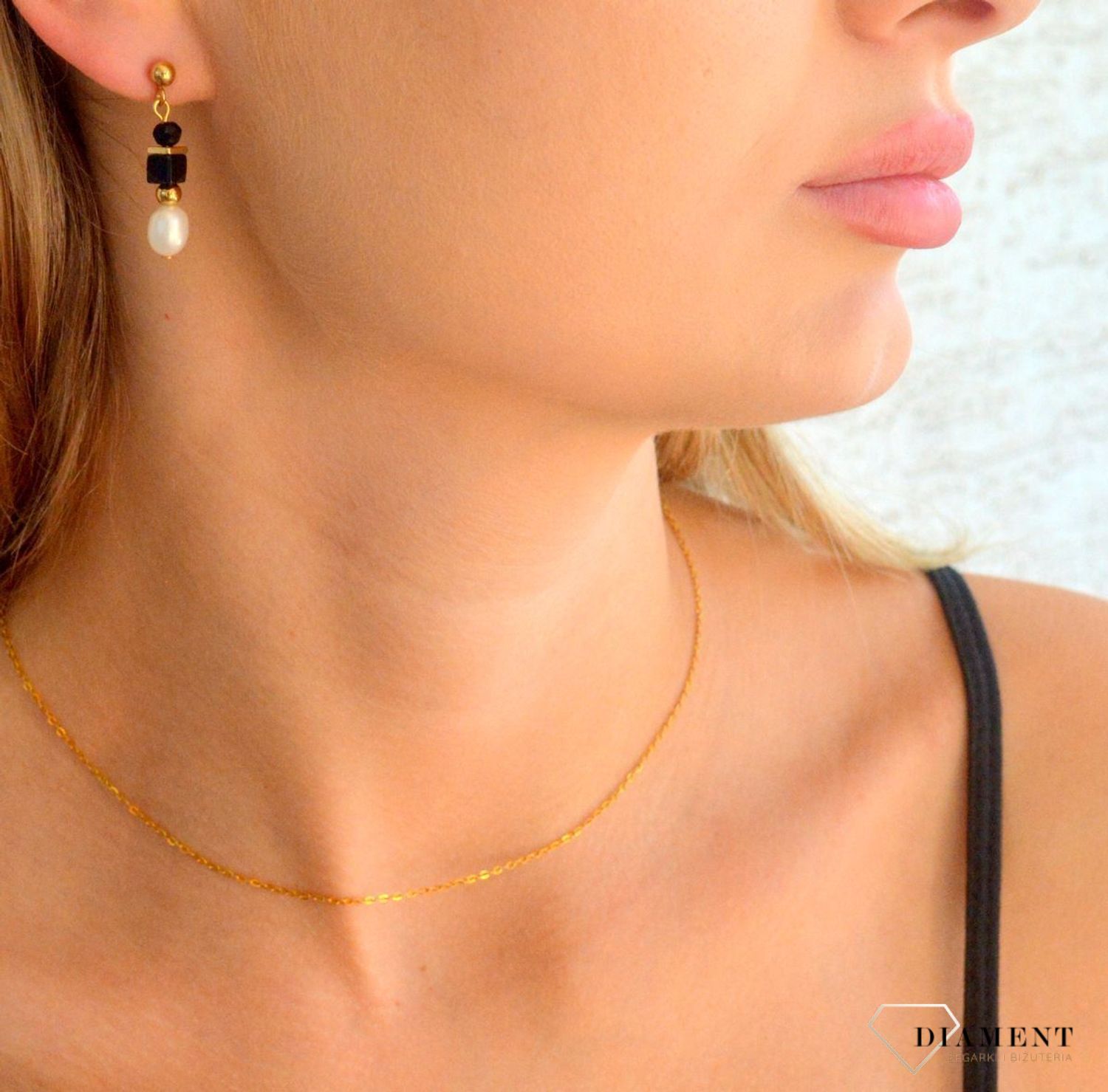 Kolczyki damskie Coeur de Lion Pearls & Onyx 1132211314. Kolczyki stalowe damskie. Kolczyki stalowe Coeur de Lion. Kolczyki złoto czarne na prezent dla kobiety.Kolczyki z perłami (2).jpg