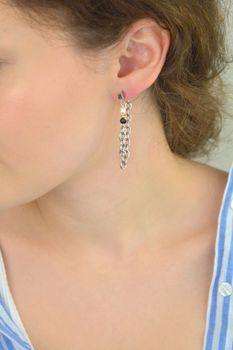 Kolczyki damskie Coeur de Lion Art Deco Elegance z perłą 1133211314. Kolczyki stalowe damskie. Kolczyki stalowe Coeur de Lion. Kolczyki srebrno czarne na prezent dla kobiety. Kolczyki z perłami (8).JPG