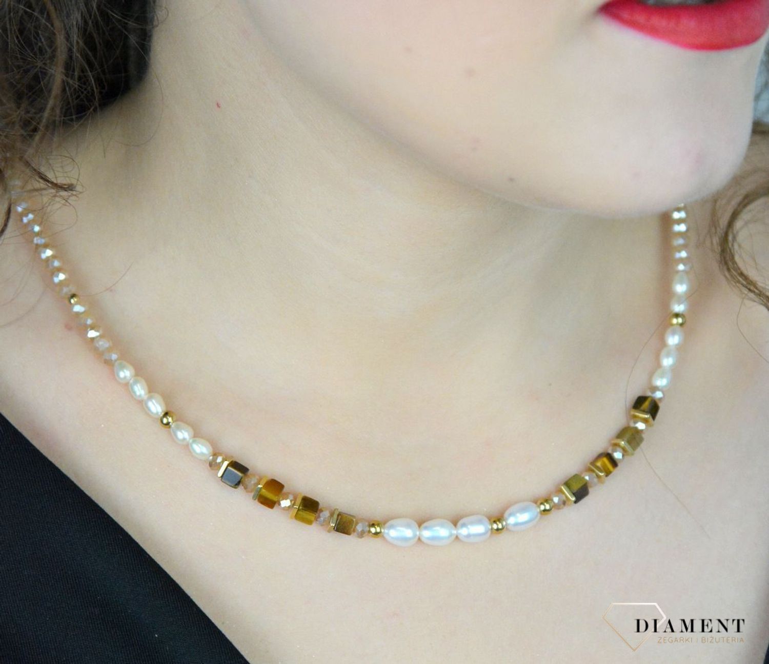 Naszyjnik damski  Coeur De Lion Perła słodkowodna, Tygrysie oko, Szkło cięte 113510-1110. 🌟 Naszyjnik Coeur De Lion – Cosmic Pearls w Kolorze Głębokiego Złota ✨1.jpg