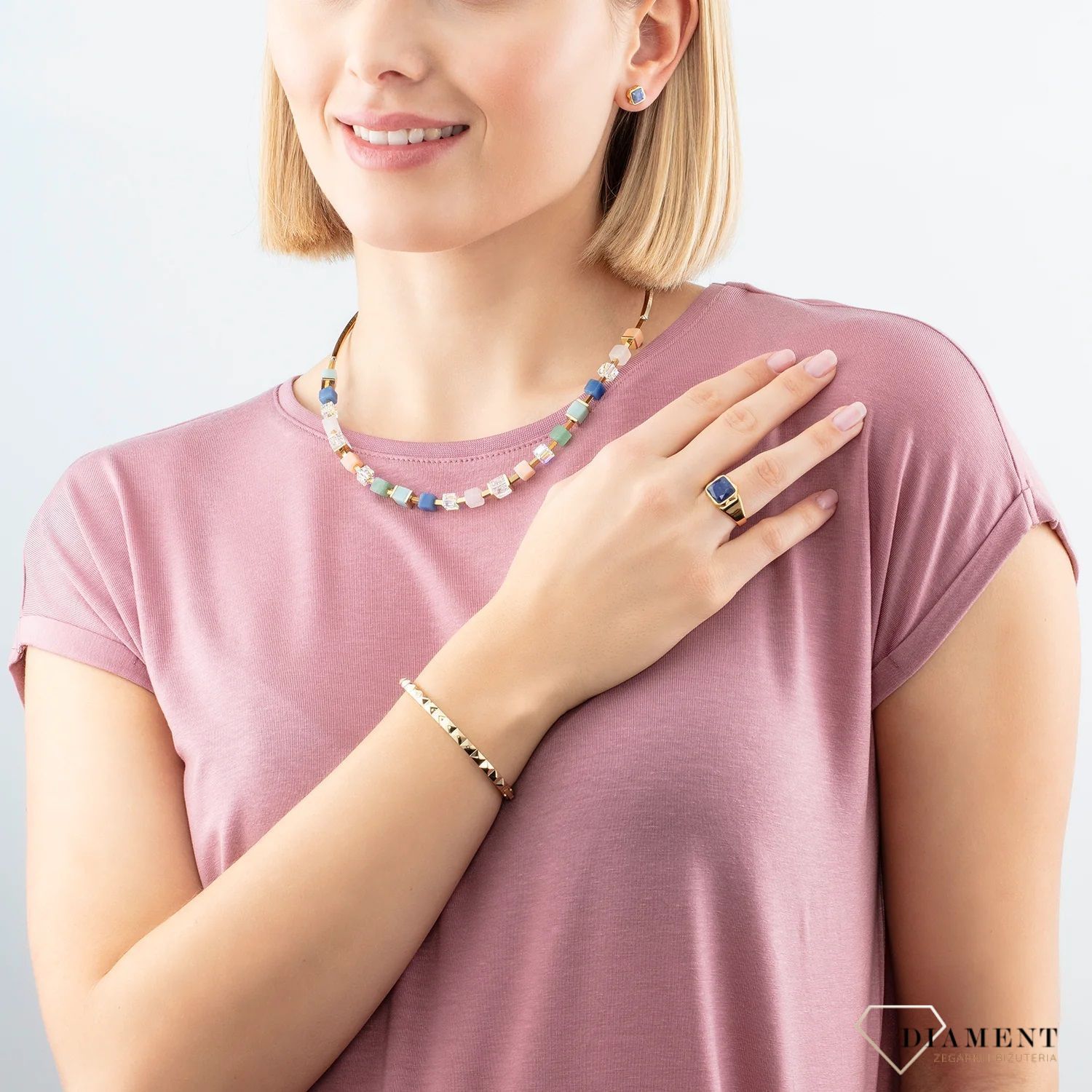 Kolczyki damskie Coeur de Lion kwadraty awenturyn 1200210716.  Piękne kolczyki w odcieniach różu zdobione kamieniem naturalnym jakim jest różowy kwarc. Kolczyki damskie Coeur de Lion wykonane w Niemczech..jpg