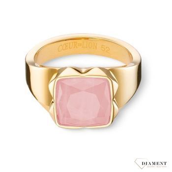 Pierścionek damski Coeur De Lion pozłacany kwarc różowy 1200401916. Piękny pierścionek w odcieniach różu zdobiony kamieniem naturalnym jakim jest kwarc. Biżuteria idealna zarówno na eleganckie, jak i niezobowiązu.jpg
