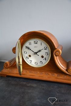 Zegar kominkowy drewniany nakręcany niemieckiej marki Adler 12004D. Zegar kominkowy drewniany wykonany z wytrzymałego drewna w kolorze dębu. Zegar kominkowy dębowy nakręcany (6).JPG