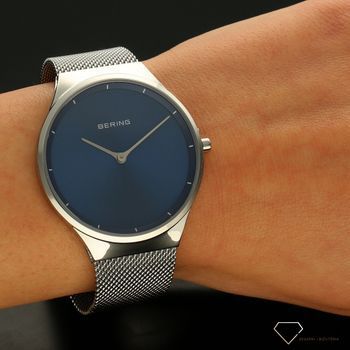 Zegarek damski na bransolecie stalowej z niebieską tarczą Bering Slim 12138-008. Zegarek damski klasyczny (5).jpg