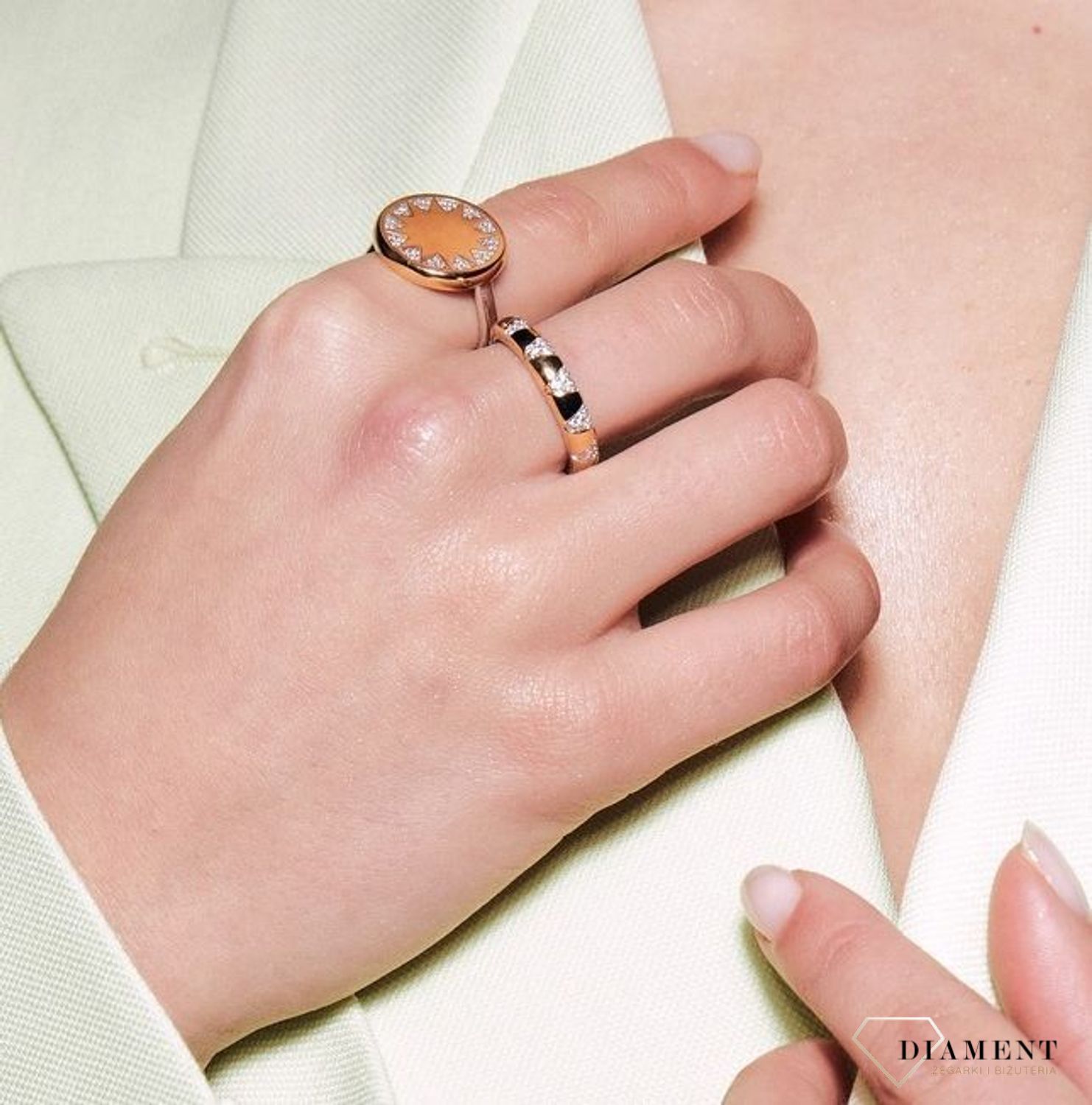 Srebrny pierścionek TI SENTO pozłacany z cyrkonią 12216ZY (5).jpg