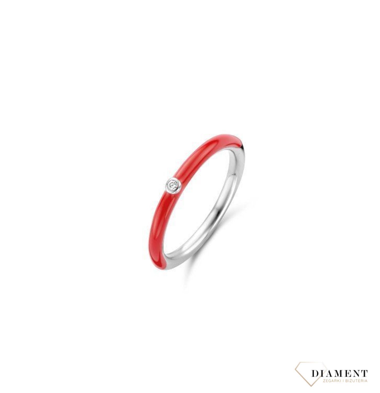 Srebrny pierścionek czerwona emalią i cyrkonia 12225CR (1).jpg