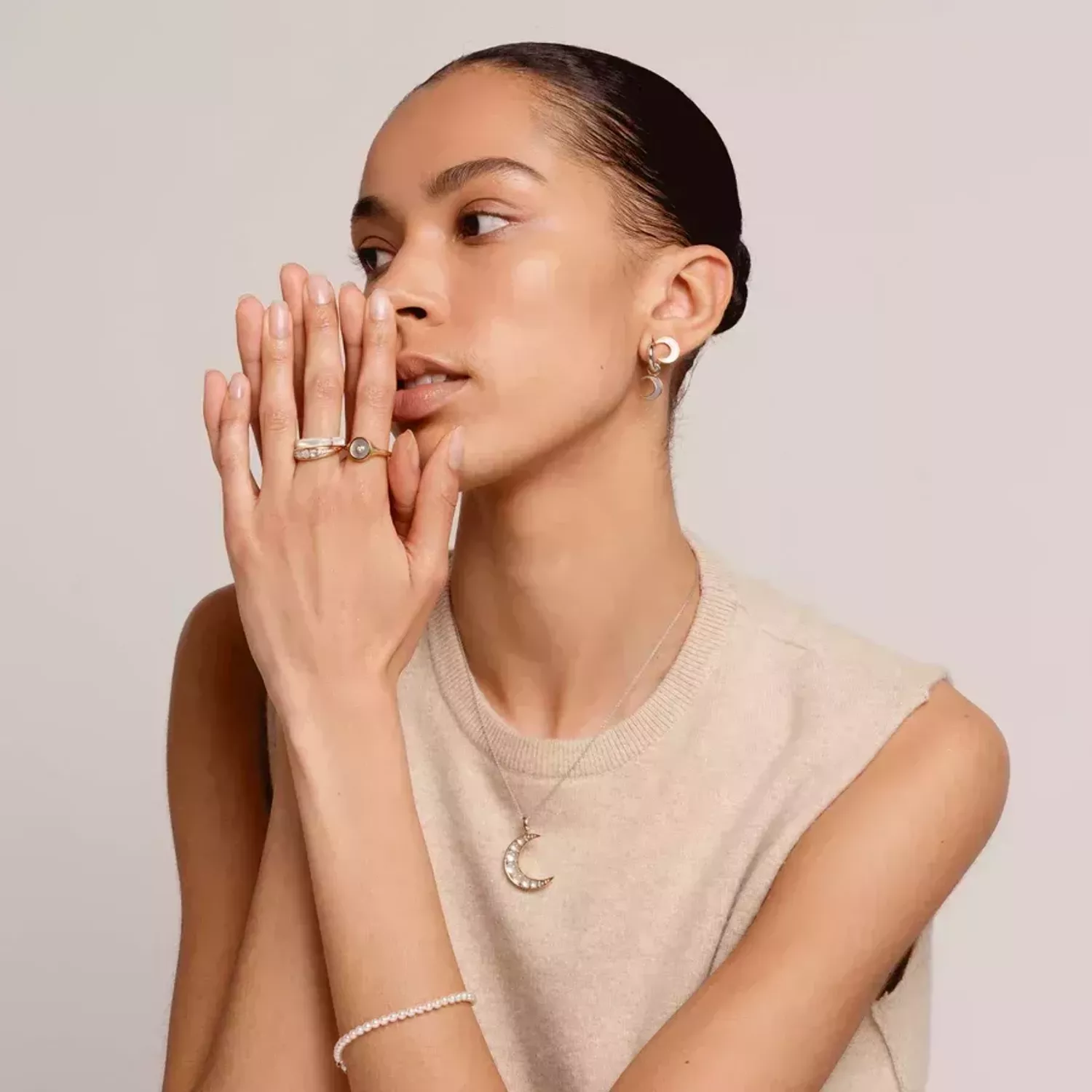 Damski pierścionek pokryty złotem TI SENTO 12296MW Damski sygnet z masą perłową i cyrkonią  Srebrne Pierścionki Damskie w Sklepie z Biżuterią zegarki-diament.pl✓Piękne i Eleganckie Pierścionki dla Kobiet✓Prawdziwe Srebro✓Darmowa wys.webp