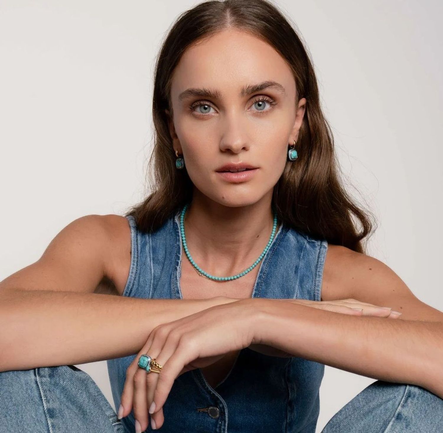 Złoty pierścionek Ti Sento turkus w cyrkoniach 12330TQ. Pierścionek srebrny Ti Sento. Pierścionek z kamieniem turkus marki Ti Sento (1).jpg