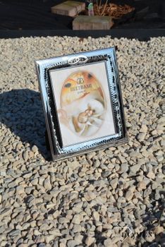 Elegancka ramka na zdjęcie ślubne z motywem obrączek. To wyjątkowy personalizowany prezent dla Młodej Pary na tak wyjątkową okazję jak ślub bądź rocznica (5).JPG