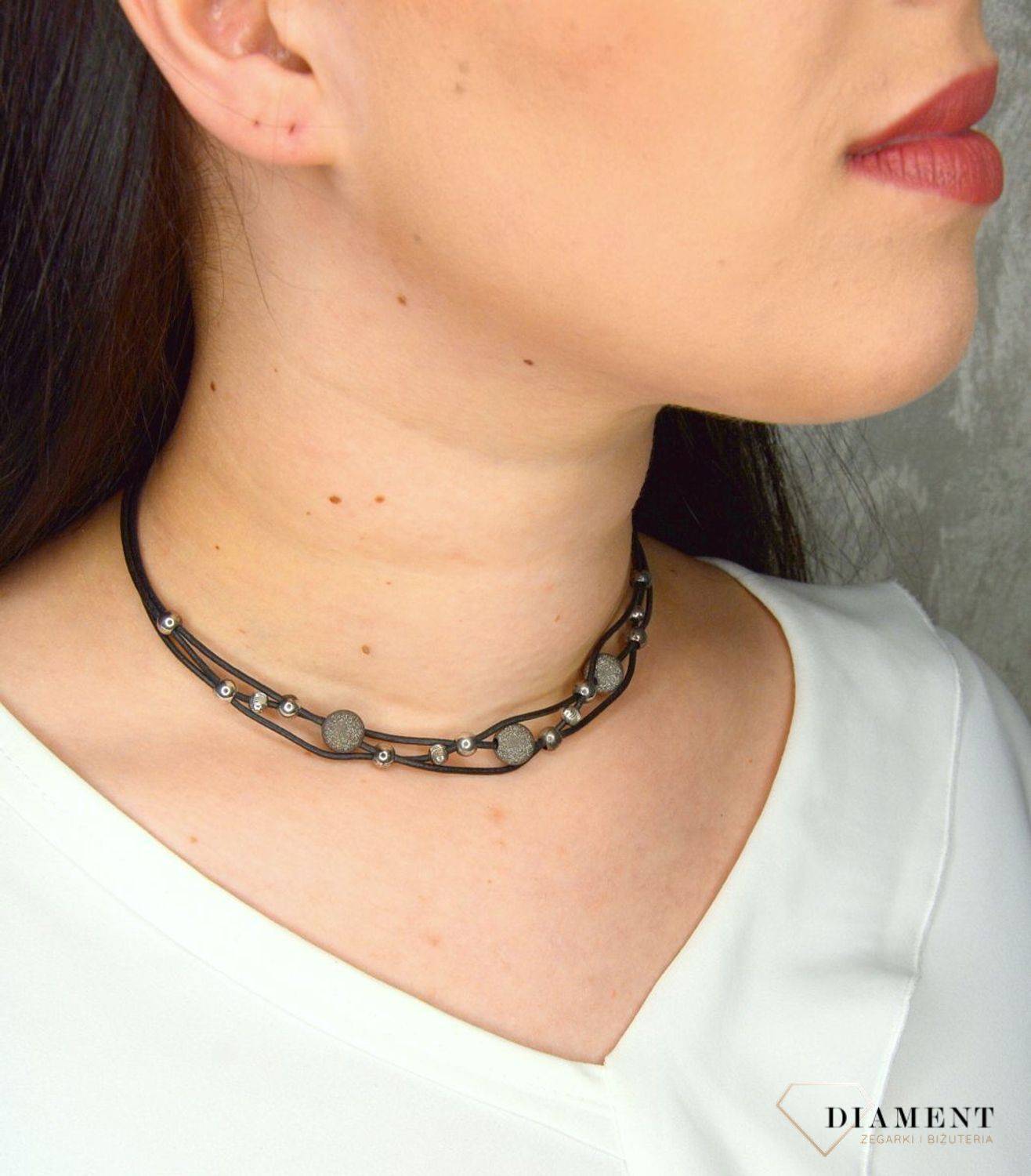 Naszyjnik rzemyk czarny z ozdobnymi kuleczkami 1411400321.jpg