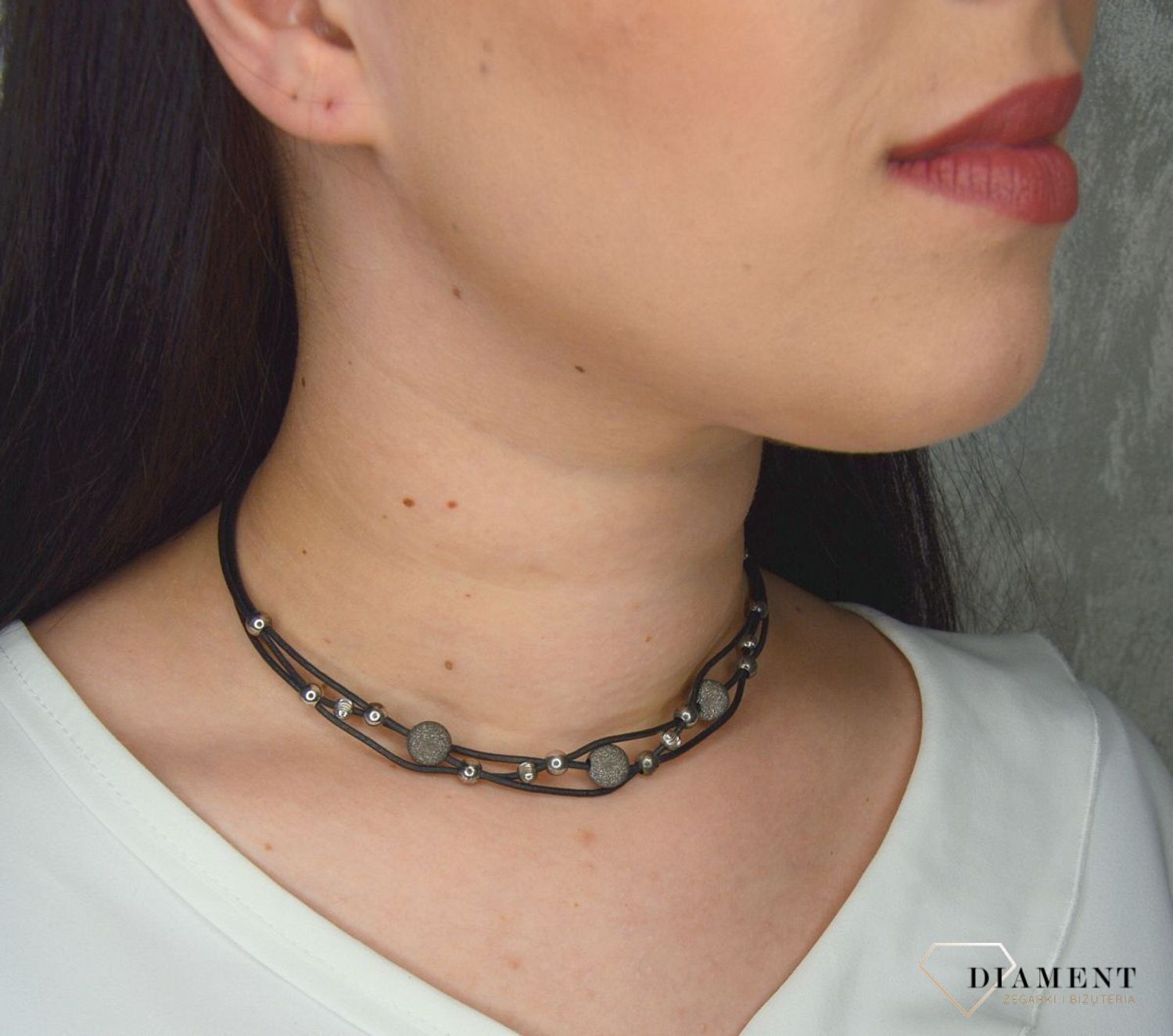 Naszyjnik rzemyk czarny z ozdobnymi kuleczkami 1411400321.jpg