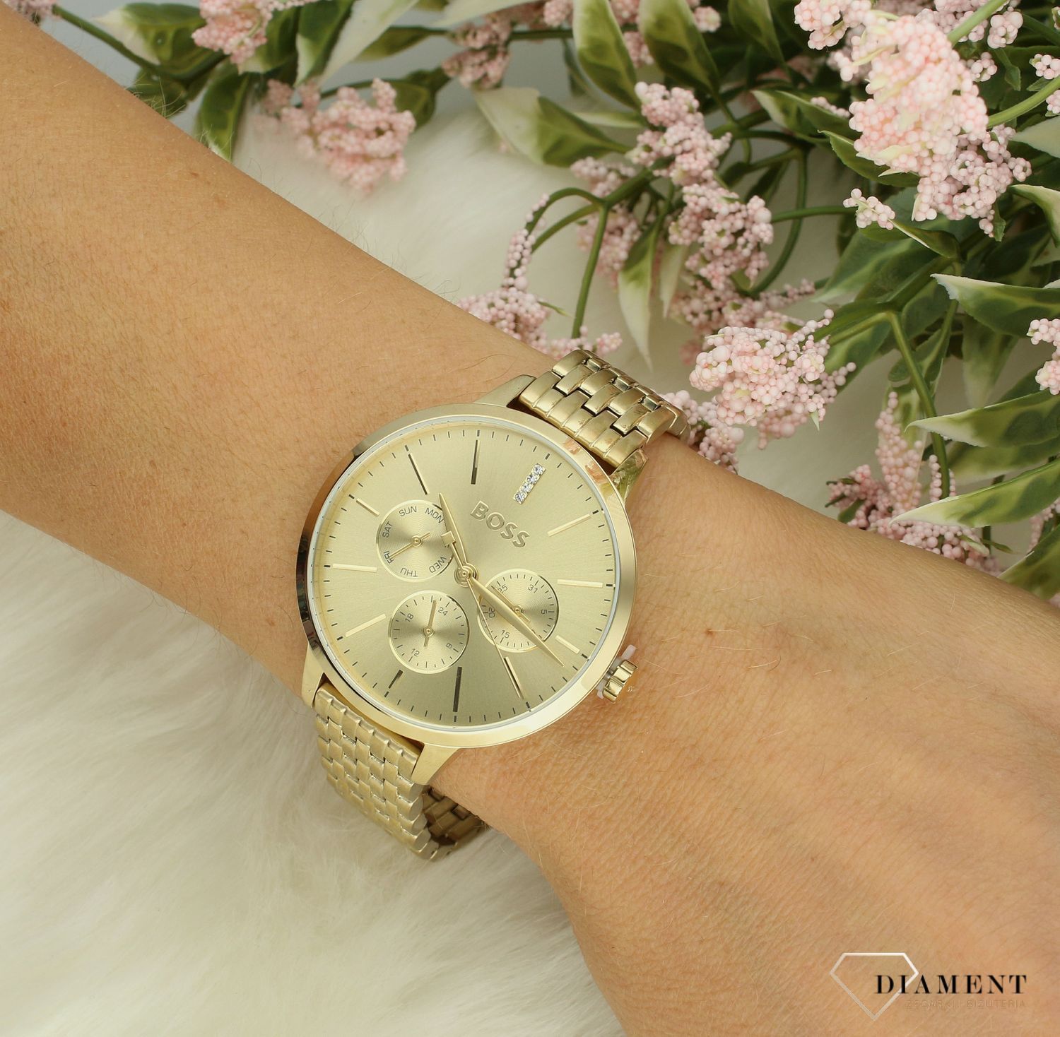 Zegarek damski Hugo Boss SYMPHONY LE 1502782. Złoty zegarek damski. Zegarek damski Hugo Boss. Zegarek damski na bransolecie. Zegarek damski modowy. Zegarek dla kobiety na prezent (3).jpg