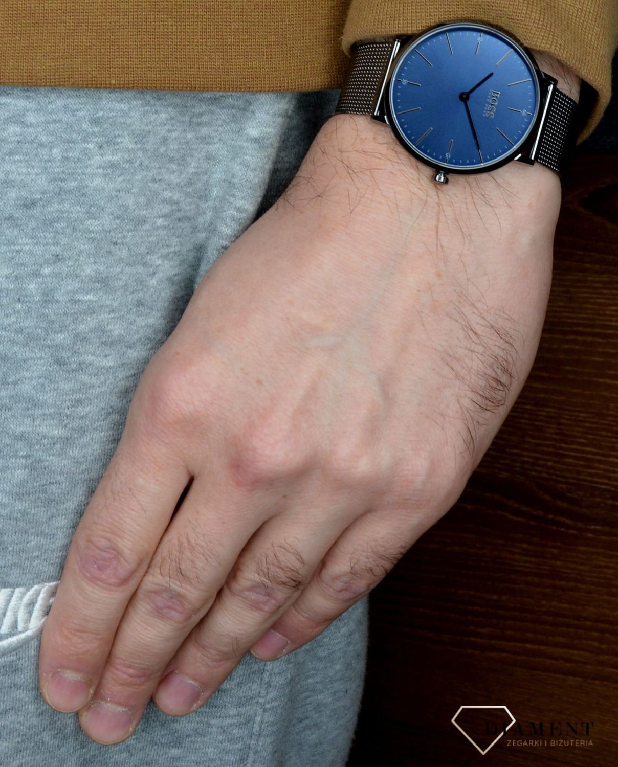 Zegarek męski Hugo Boss Horizon 1513734 z niebieską tarczą i czarną bransoletą.jpg