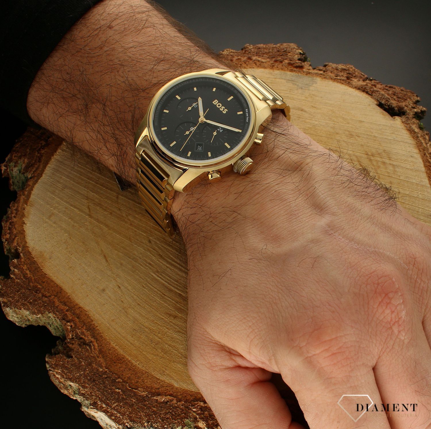 Zegarek męski Hugo Boss 1514006. Prezentowany model posiada funkcję chronografu (stopera), będzie zatem doskonały w trakcie ćwiczeń. Długość jednego pomiaru wynosi aż 60 minut, a jego dokładność to 110 sek.jpg