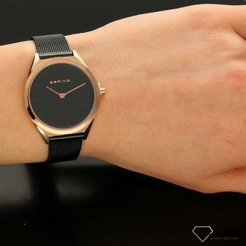 Zegarek damski w kolorze czarnym z koperta w kolorze różowego złota. Zegarek damski idealny pomysł na prezent (1).jpg
