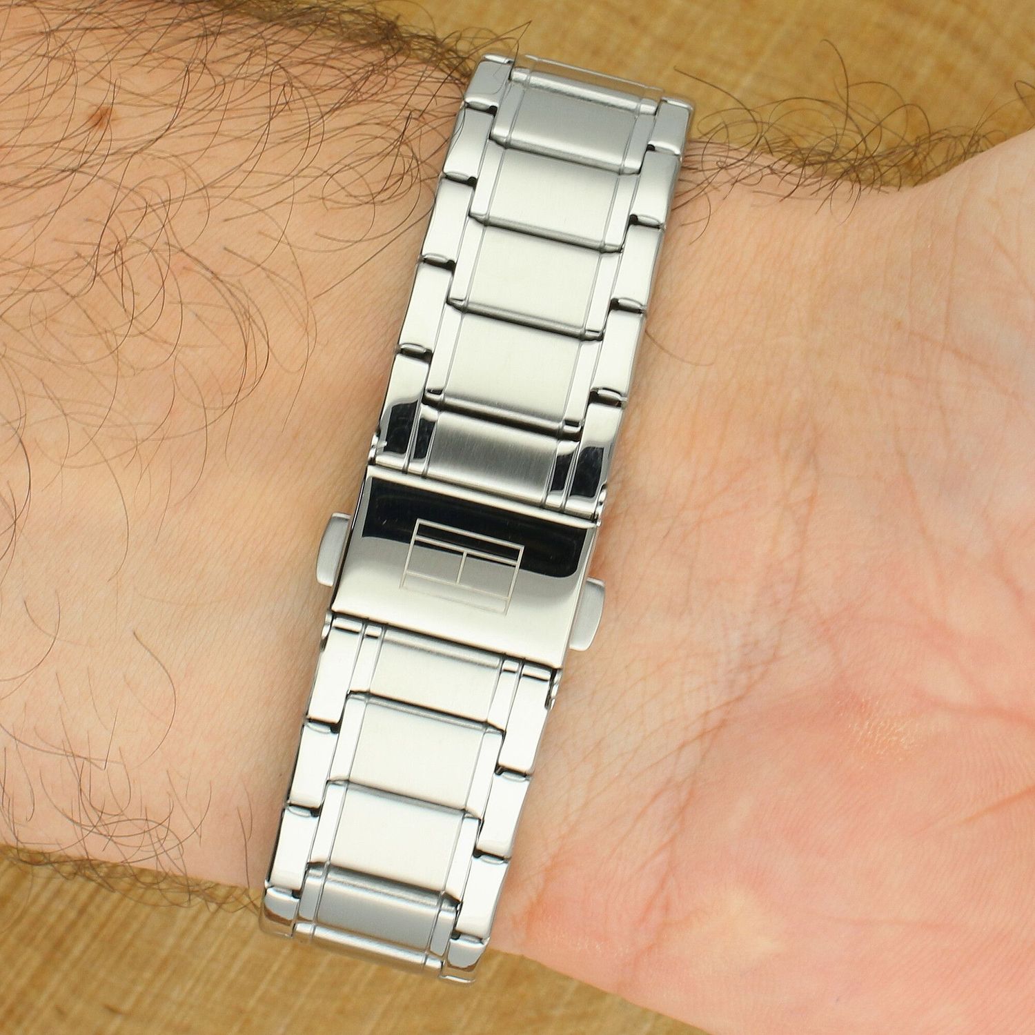 Zegarek męski Tommy Hilfiger Date 1710728.jpg