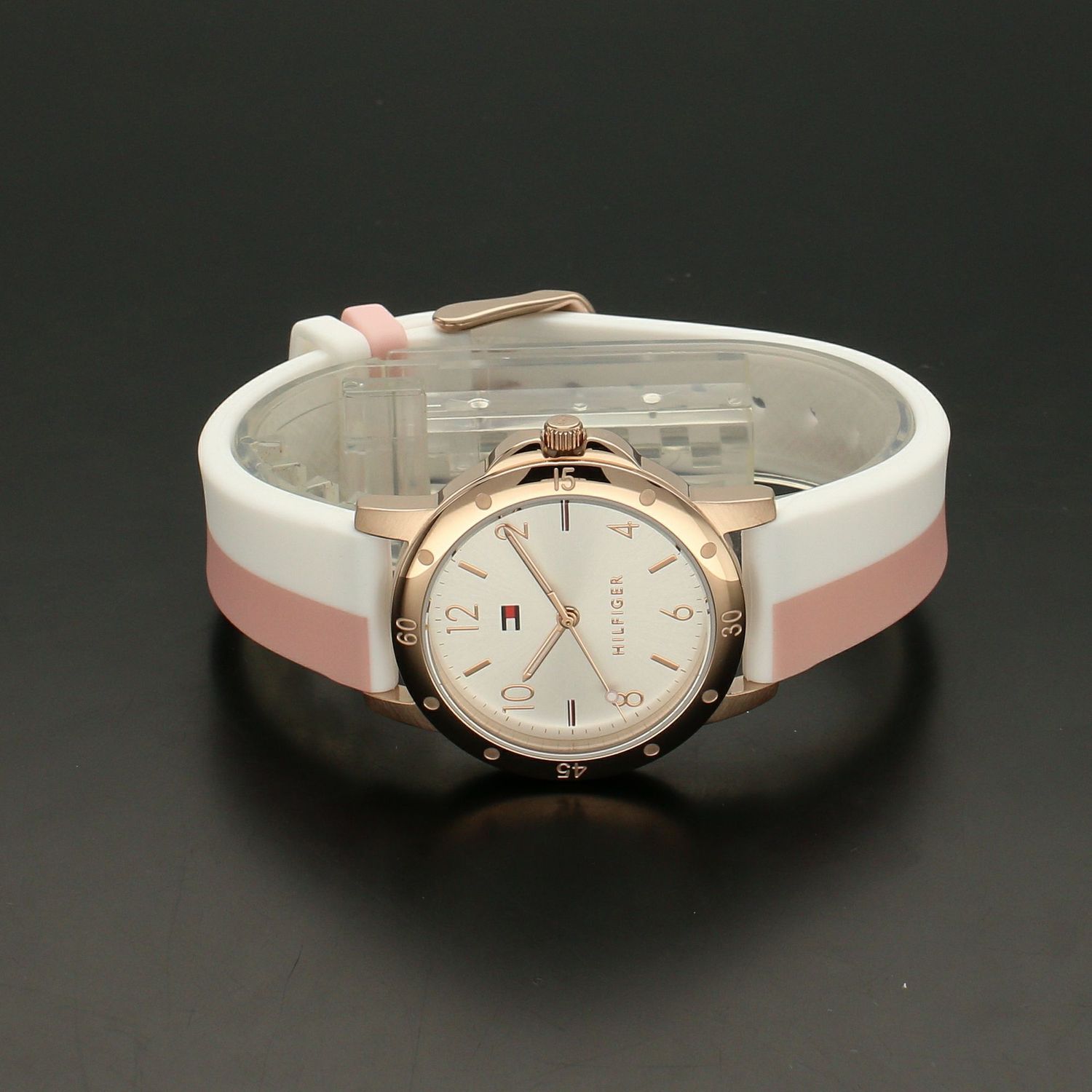 Zegarek dla dziewczynki na pasku biało- różowym Tommy Hilfiger Kids 1720015.webp