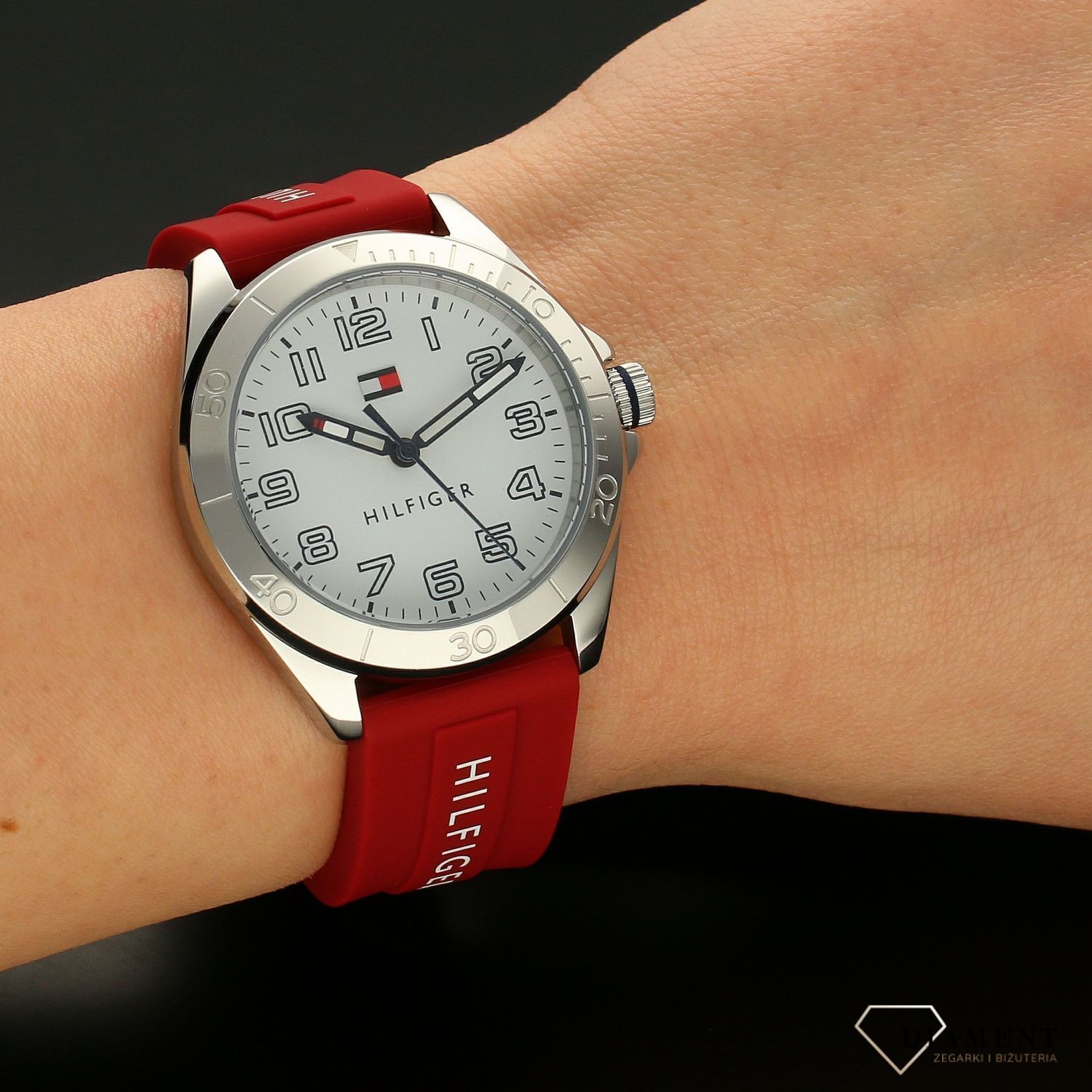 Dziecięcy zegarek TOMMY HILFIGER 1720021 (1).jpg