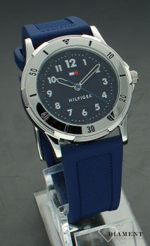 Zegarek dziecięcy Tommy Hilfiger Kids 1720040 granatowy pasek.  Zegarek dziecięcy Tommy Hilfiger. Zegarek na I Komunie Świętą. Zegarek posiada silikonowy pasek w niebieskim kolorze z logo. Idealny na prezent dla dzieci. Komunijny zeg (3).jpg