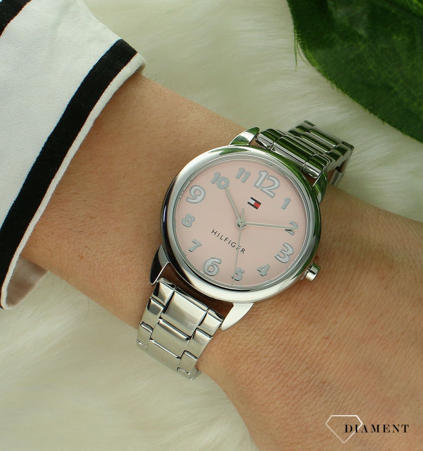 Zegarek Dziewczęcy  Tommy Hilfiger 1720045.png