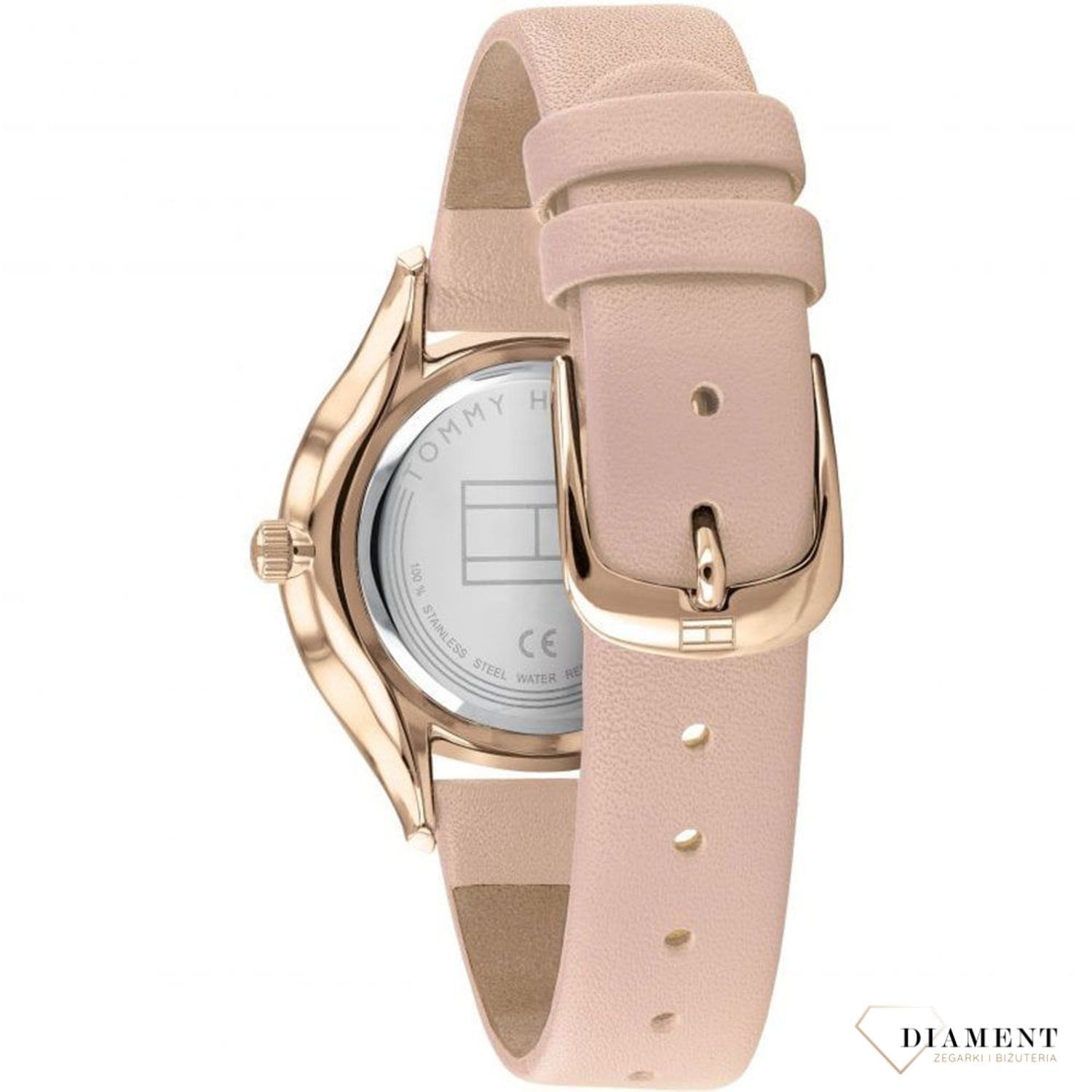 Modny zegarek damski w pięknym pudrowym różu kolorze. Pasek z delikatnej skórki cielesnej. Zapięcie na stalową sprzączkę.  (3).jpg