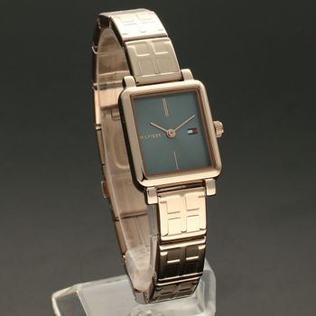 Zegarek damski prostokątny na bransolecie Tommy Hilfiger Tea  1782328 w kolorze różowego złota z niebieską tarczą to bardzo kobiecy i stylowy model.  (1).jpg