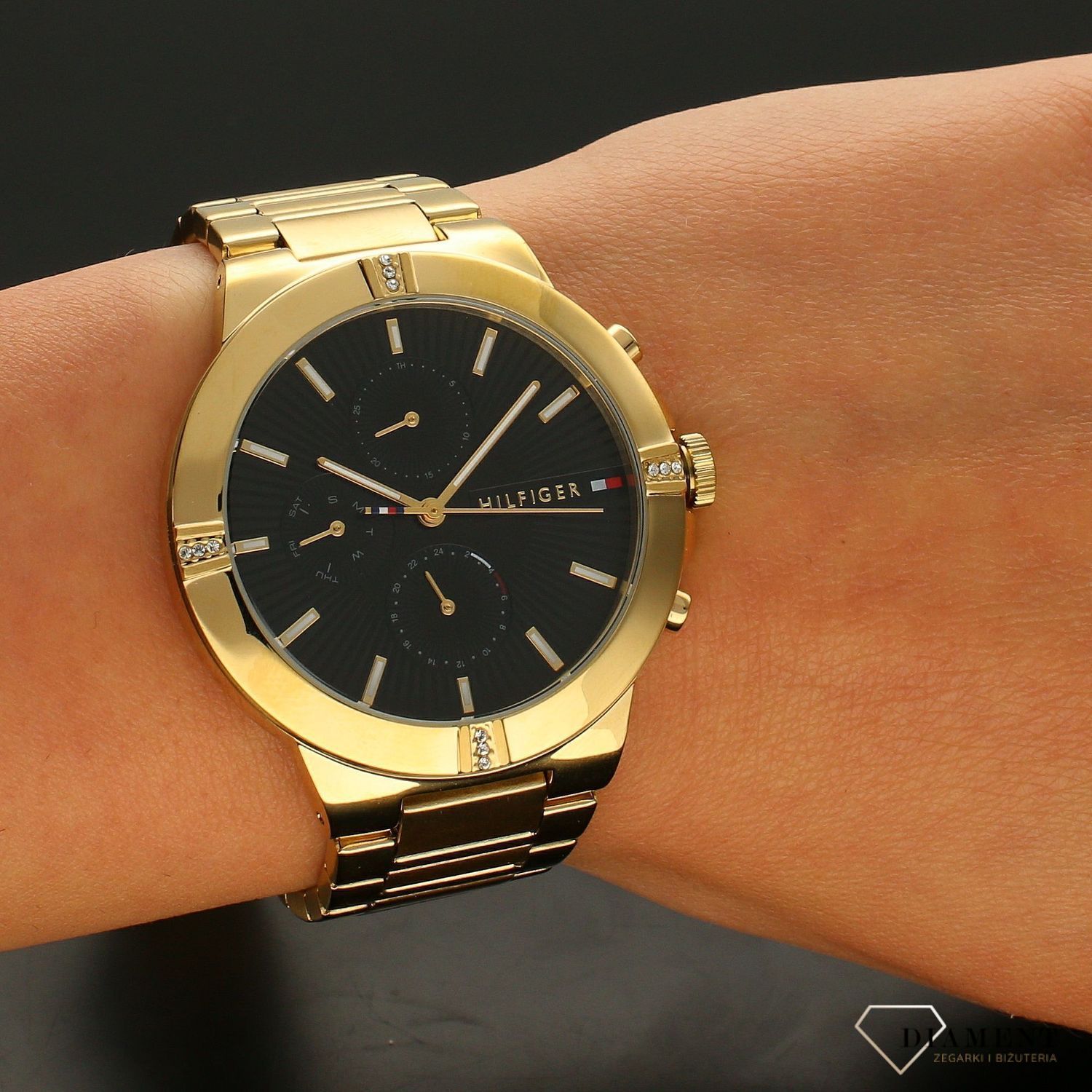 Zegarek damski złoty na bransolecie z czarną tarczą Tommy Hilfiger Talia 1782380.jpg