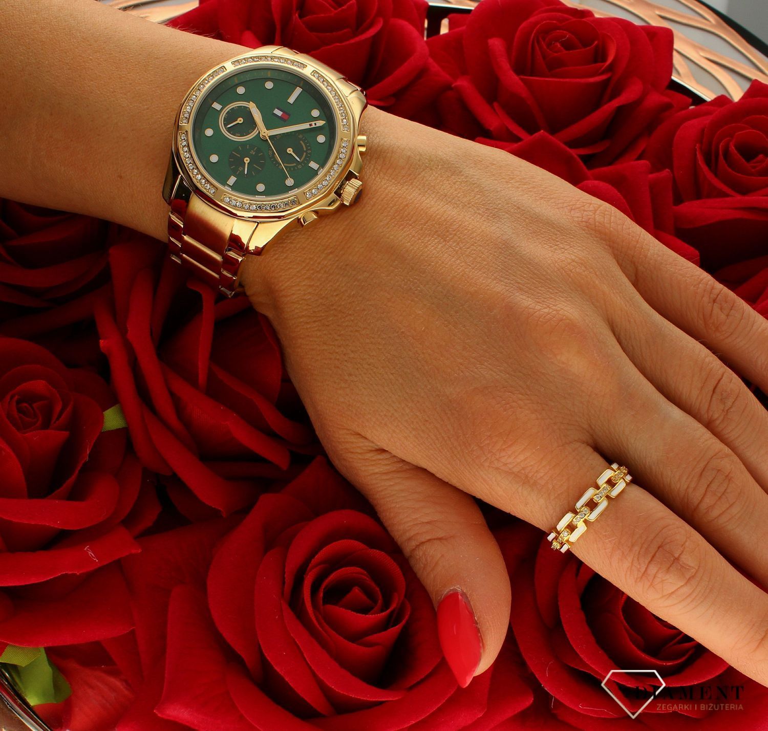 Złoty damski zegarek TOMMY HILFIGER 1782614 z zieloną tarczą i cyrkoniamid (2).jpg