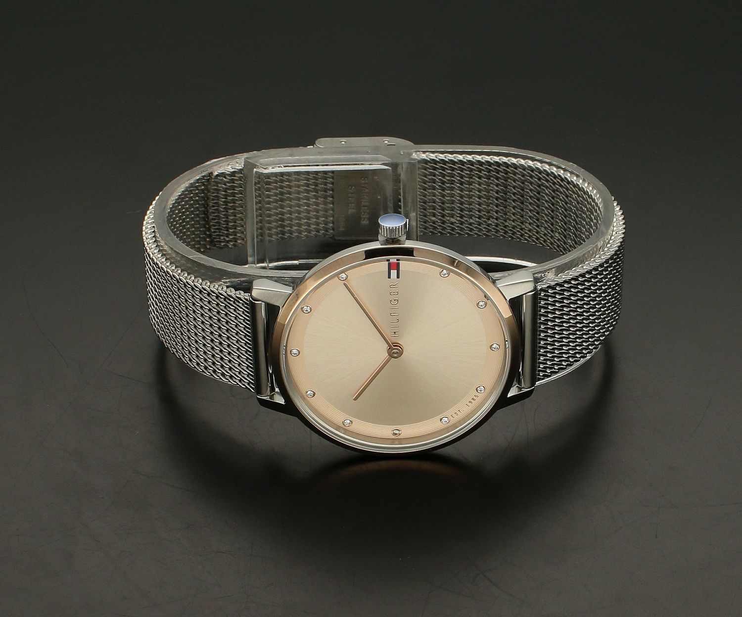 Zegarek damski na bransolecie Tommy Hilfiger Pippa 1782666 (2).jpg