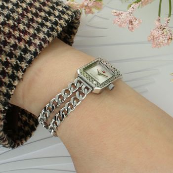 Tommy Hilfiger Classic 1782841 – damski zegarek biżuteryjny w srebrnym kolorze. Mechanizm Seiko VX00, stal szlachetna, mineralne szkło, wodoszczelność 3 ATM. Elegancja i nowoczesny design (3).jpg