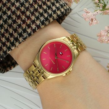 Elegancki damski zegarek Tommy Hilfiger Classic 1782854. Mechanizm kwarcowy Seiko Y121F, stal szlachetna, różowa tarcza, wodoszczelność 3 ATM. Stylowy i kobiecy dodatek (1).jpg