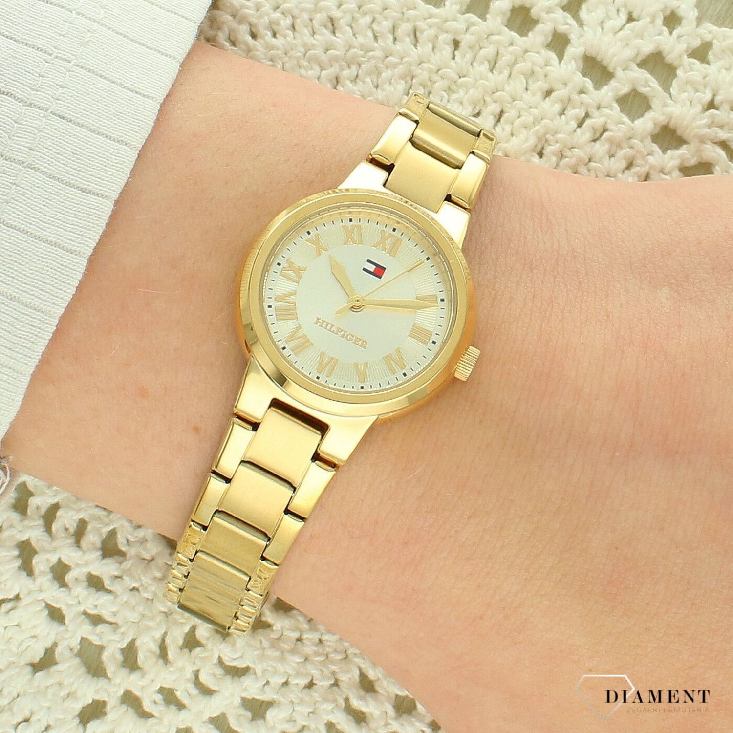 tommy-hilfiger-becca-1782905-damski-zegarek-zloty.jpg