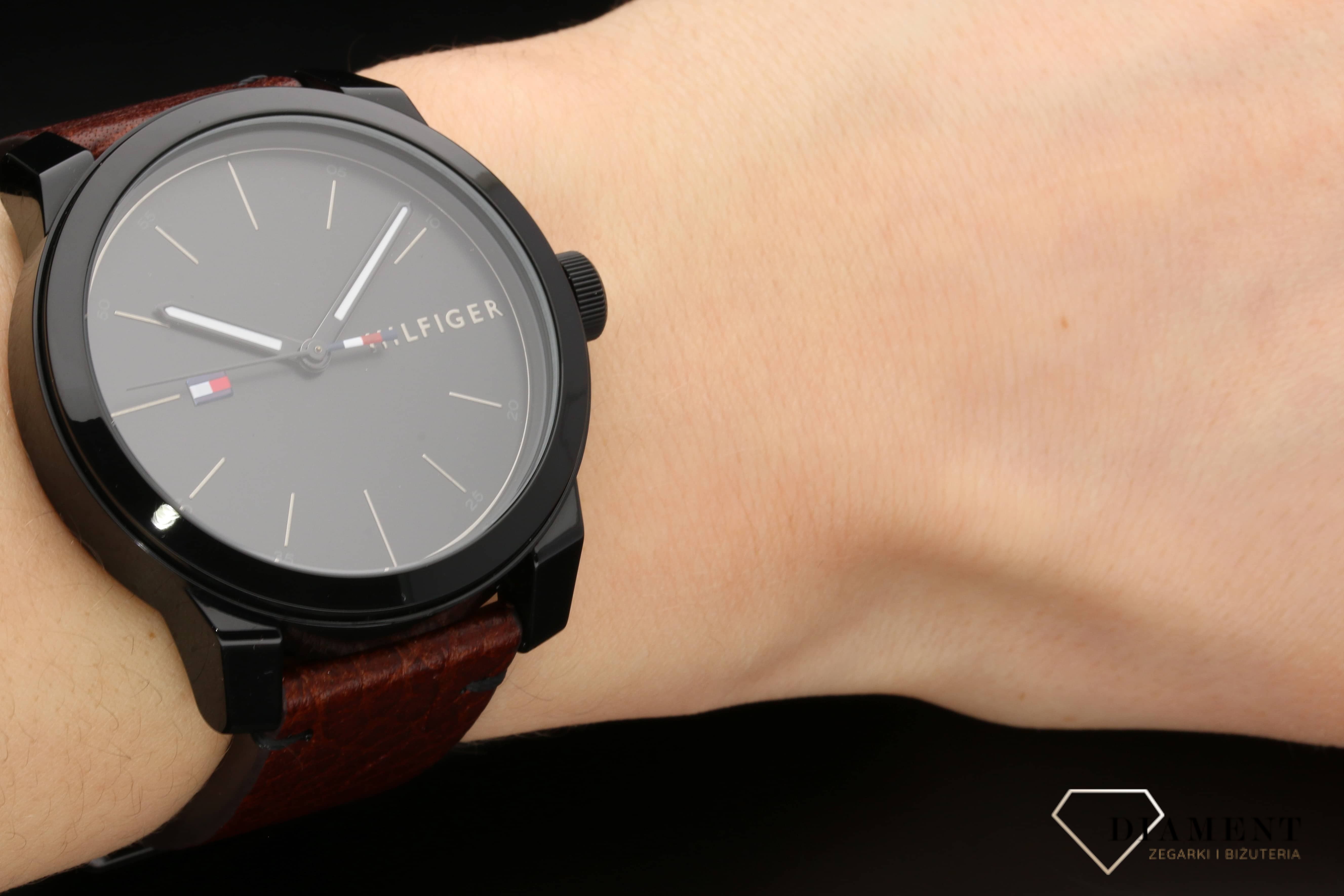 zegarek-meski-tommy-hilfiger-tommy-hilfiger-meski-na-pasku-1791383-1791383--1.jpg