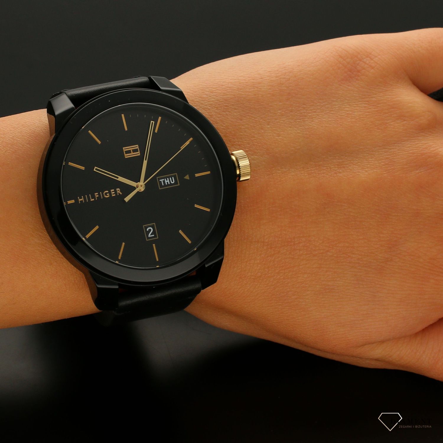 Zegarek męski Tommy Hilfiger na czarnym pasku Black&Gold'' 1791747.jpg