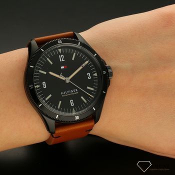 Zegarek ⌚ męski na brązowym pasku skórzanym z czarna tarcząTommy Hilfiger 1791906 Maverick✓ (5).jpg