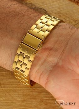 Zegarek męski klasyczny na złotej bransolecie z czytelną tarczą TIMEMASTER  181-11. Zegarek męski. Zegarek męski o klasycznym wyglądzie na złotej bransolecie. Tarcza zegarka w kolorze białym z czarnymi, czytelnymi cyframi arabskimi (3).jpg